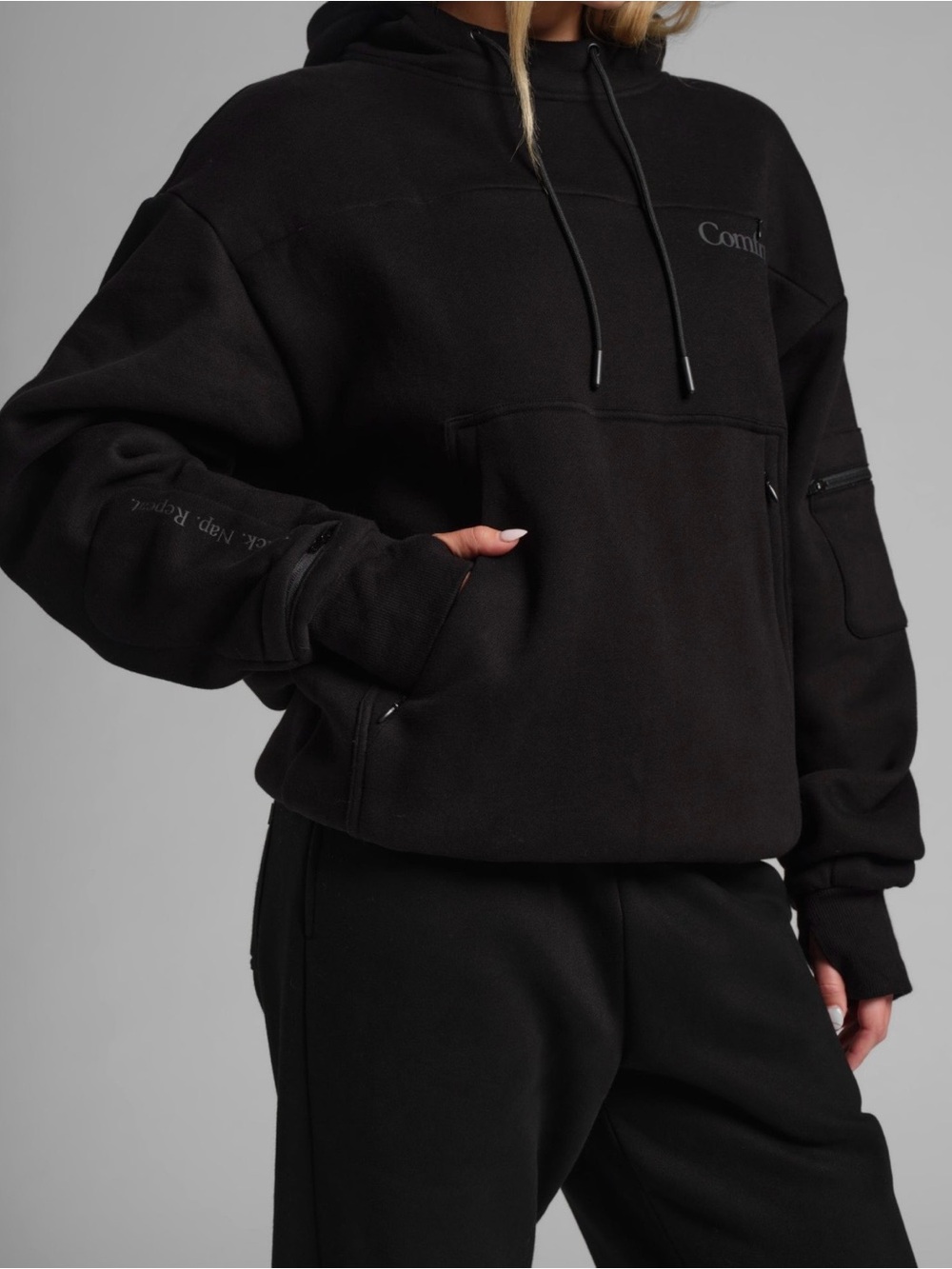Comfrt Black Oversized Hooded Sweatshirt - Picture 5 of 7